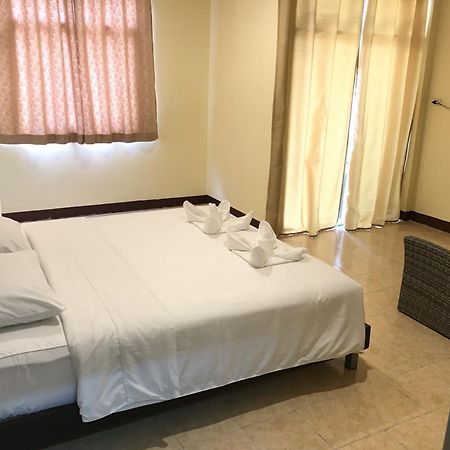 Ferb Guest House Patong Экстерьер фото