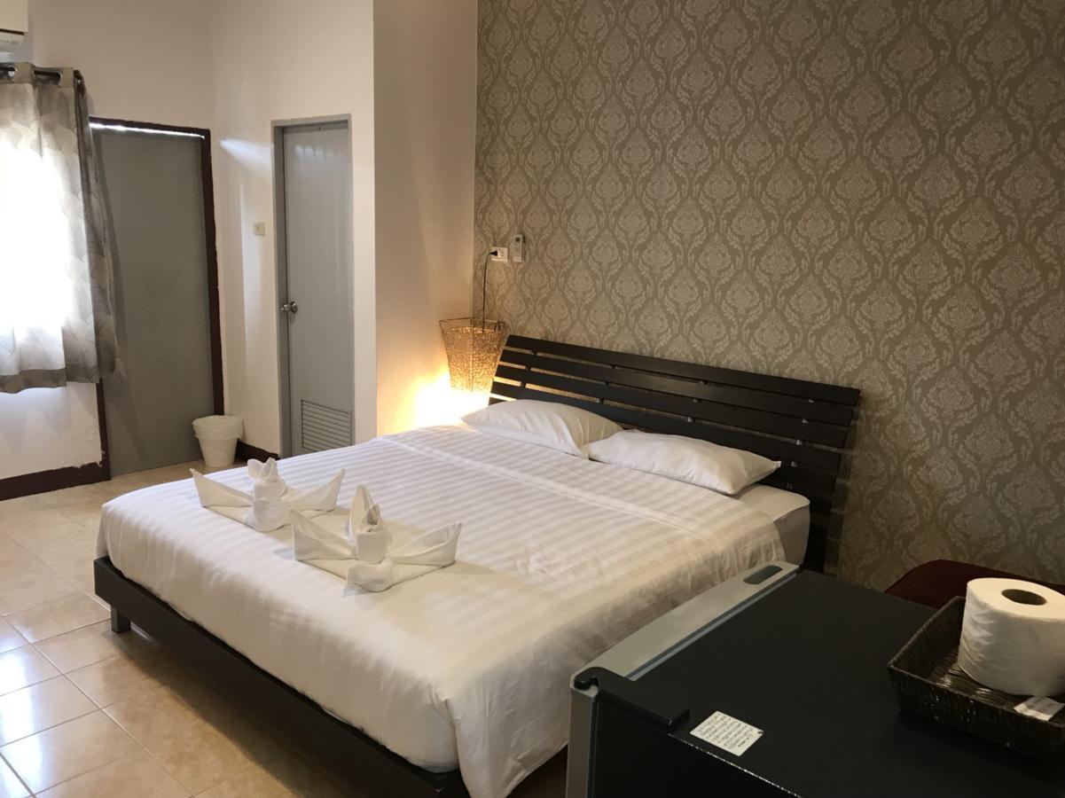 Ferb Guest House Patong Экстерьер фото